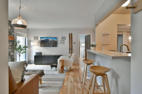 Base 9 Sasquatch Ski Lodge: Recently Updated, Close to Town